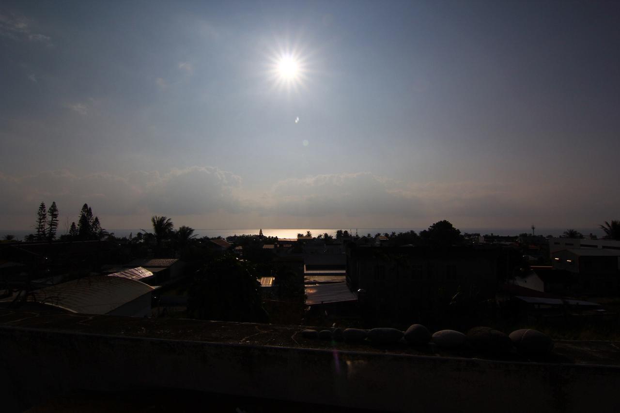 Dulan Groundnut Backpacker Hostel Donghe Exterior photo